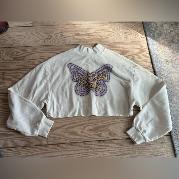 H&M White Cropped Sweatshirt with Purple Butterfly Design size S - Picture 1 of 2